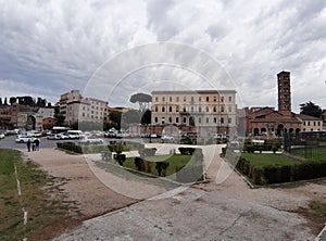 Roma - Piazza Bocca della VeritÃÂ  dal Foro Boario